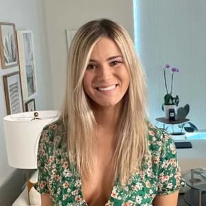 Meet your Posher, Ivana